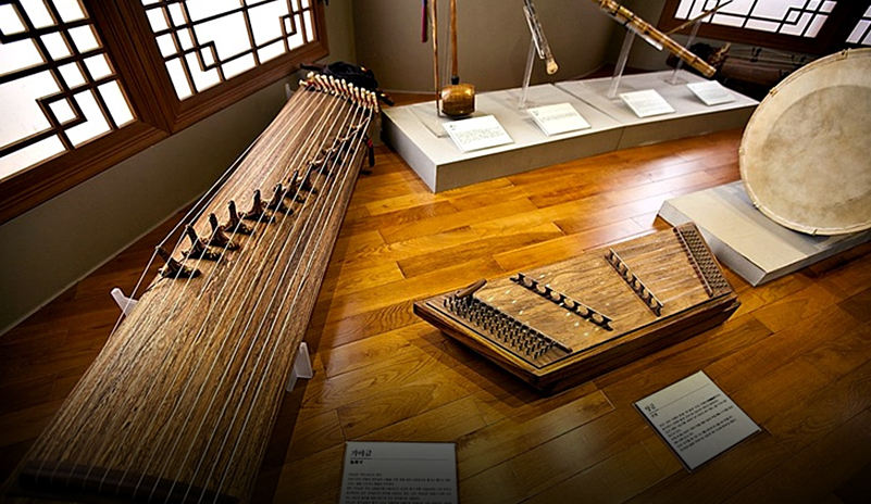 우륵박물관에 전시된 전통 악기들